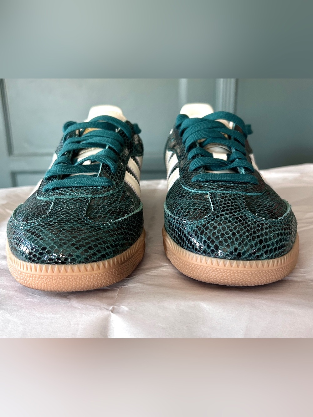 adidas Samba OG Snake Print Collegiate Green Cream JR8848 Womens Size 9.5 - Picture 2 of 8